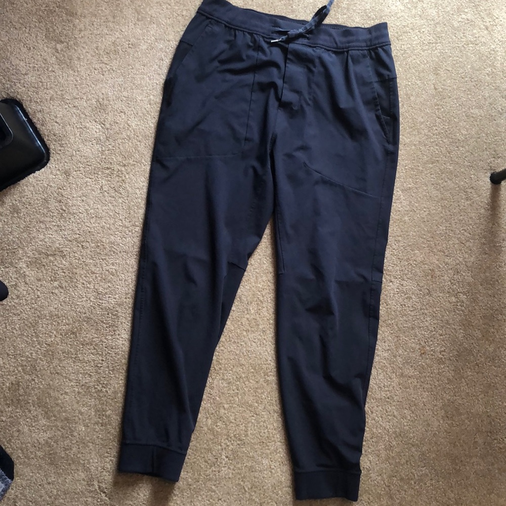 Men’s Lululemon Joggers size medium